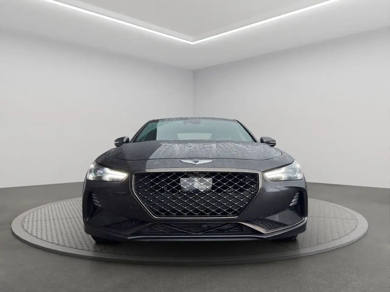 Genesis G70 снимка Genesis G70