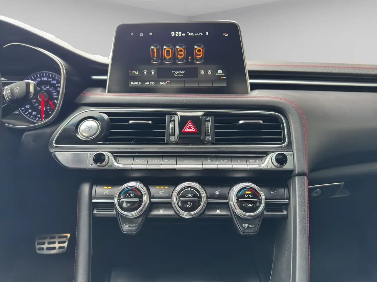 Genesis G70 снимка Genesis G70