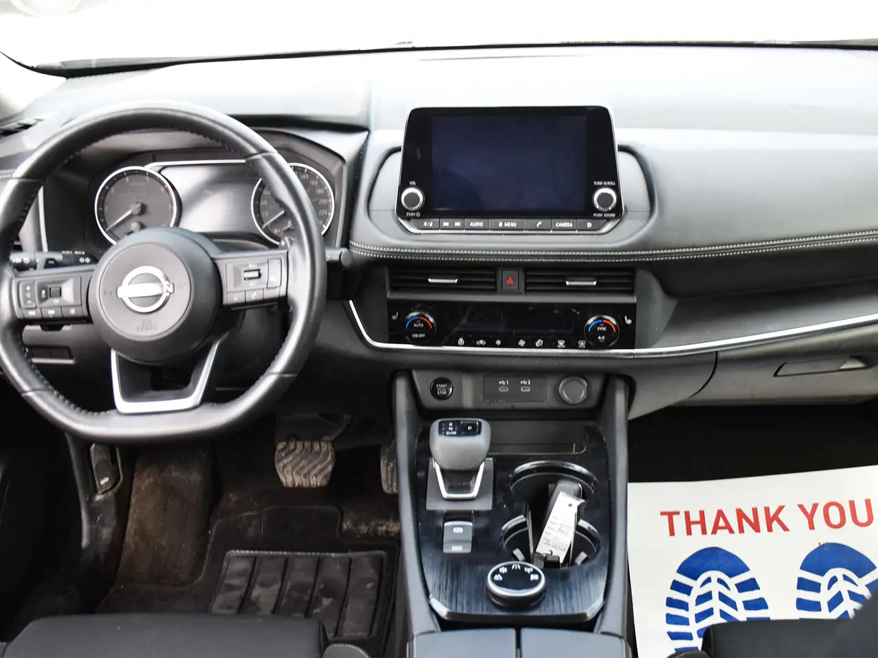 Nissan Rogue fotografie Nissan Rogue