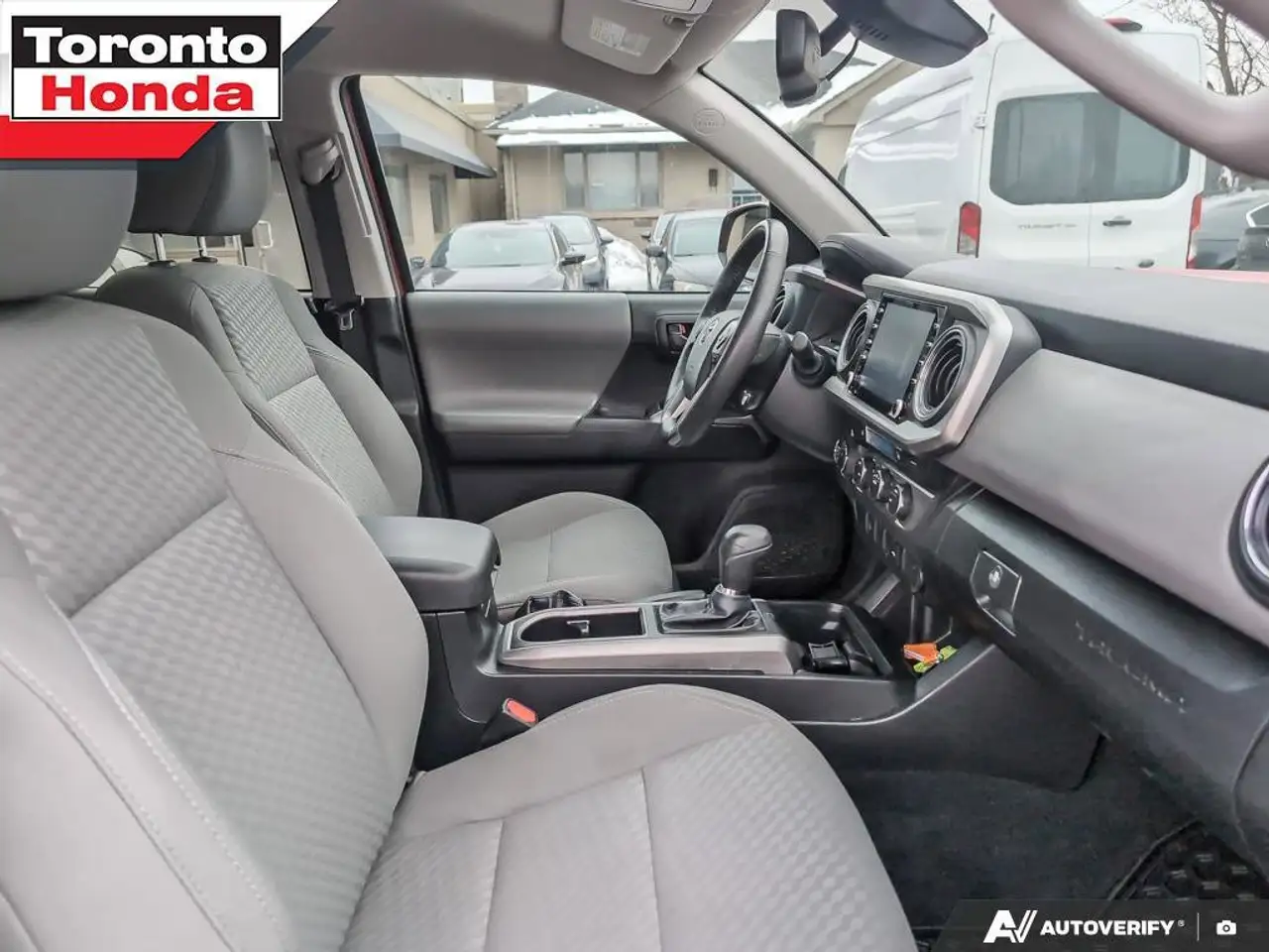 Toyota Tacoma снимка Toyota Tacoma