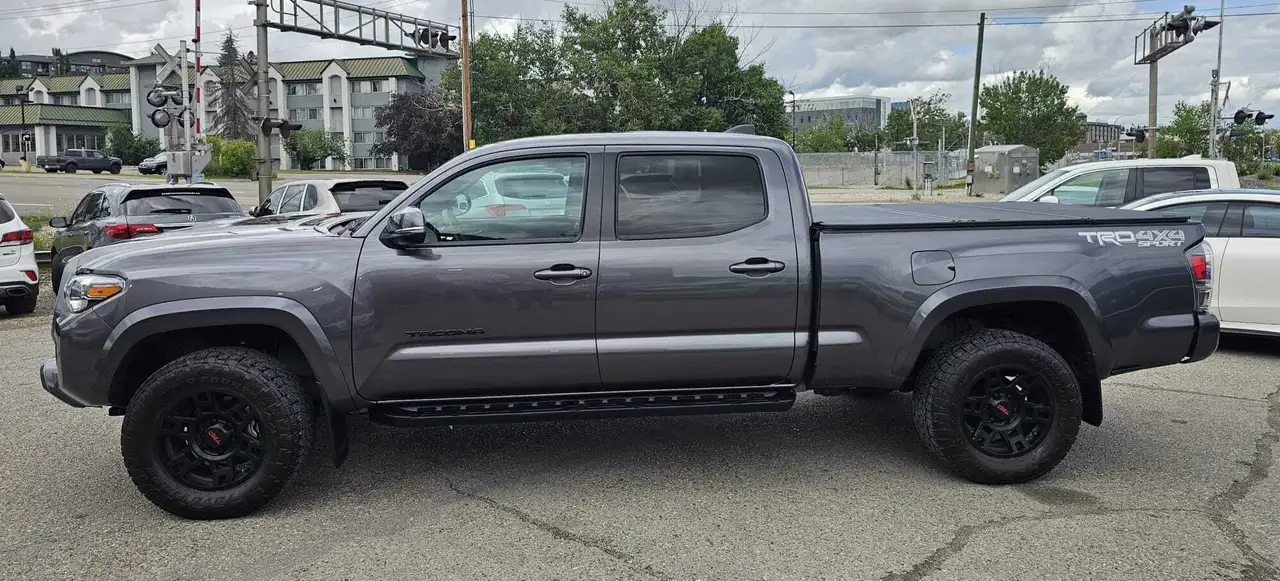 Toyota Tacoma photo Toyota Tacoma