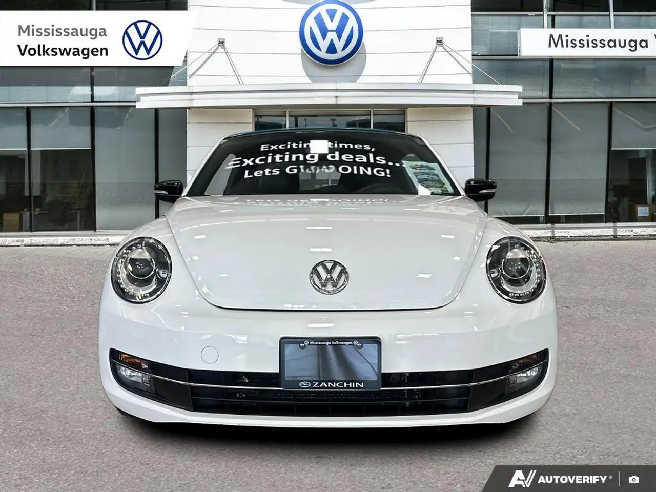 Volkswagen Beetle снимка Volkswagen Beetle
