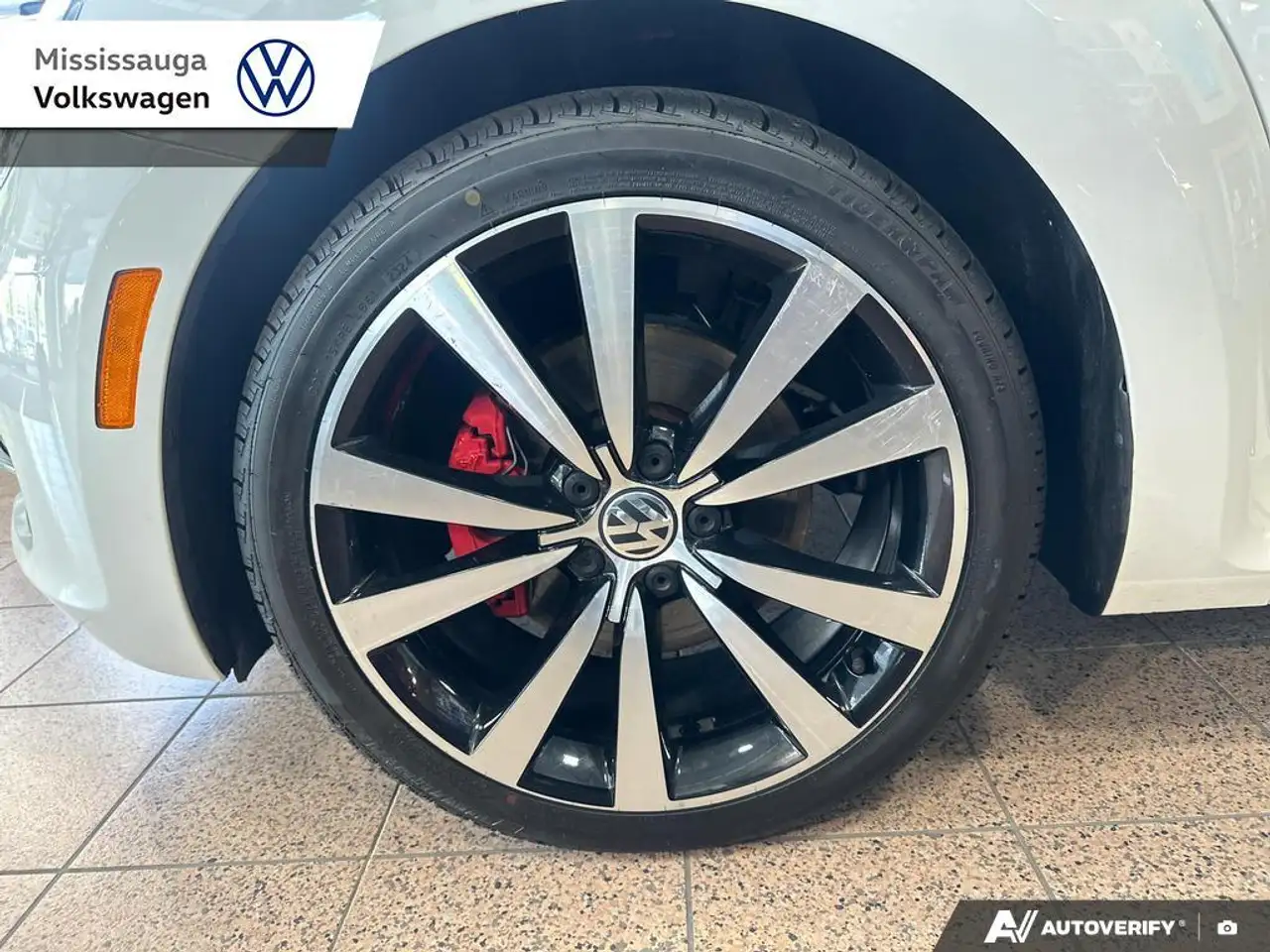 Volkswagen Beetle снимка Volkswagen Beetle