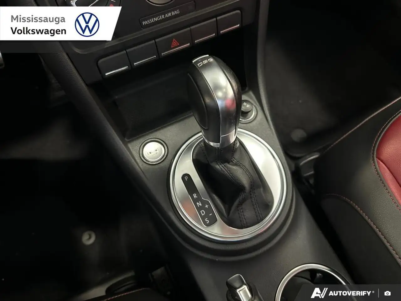 Volkswagen Beetle снимка Volkswagen Beetle