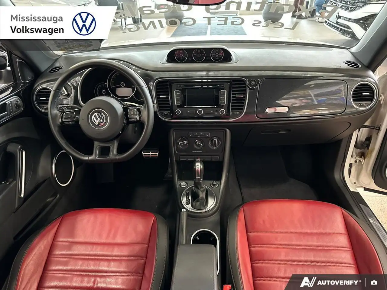 Volkswagen Beetle снимка Volkswagen Beetle