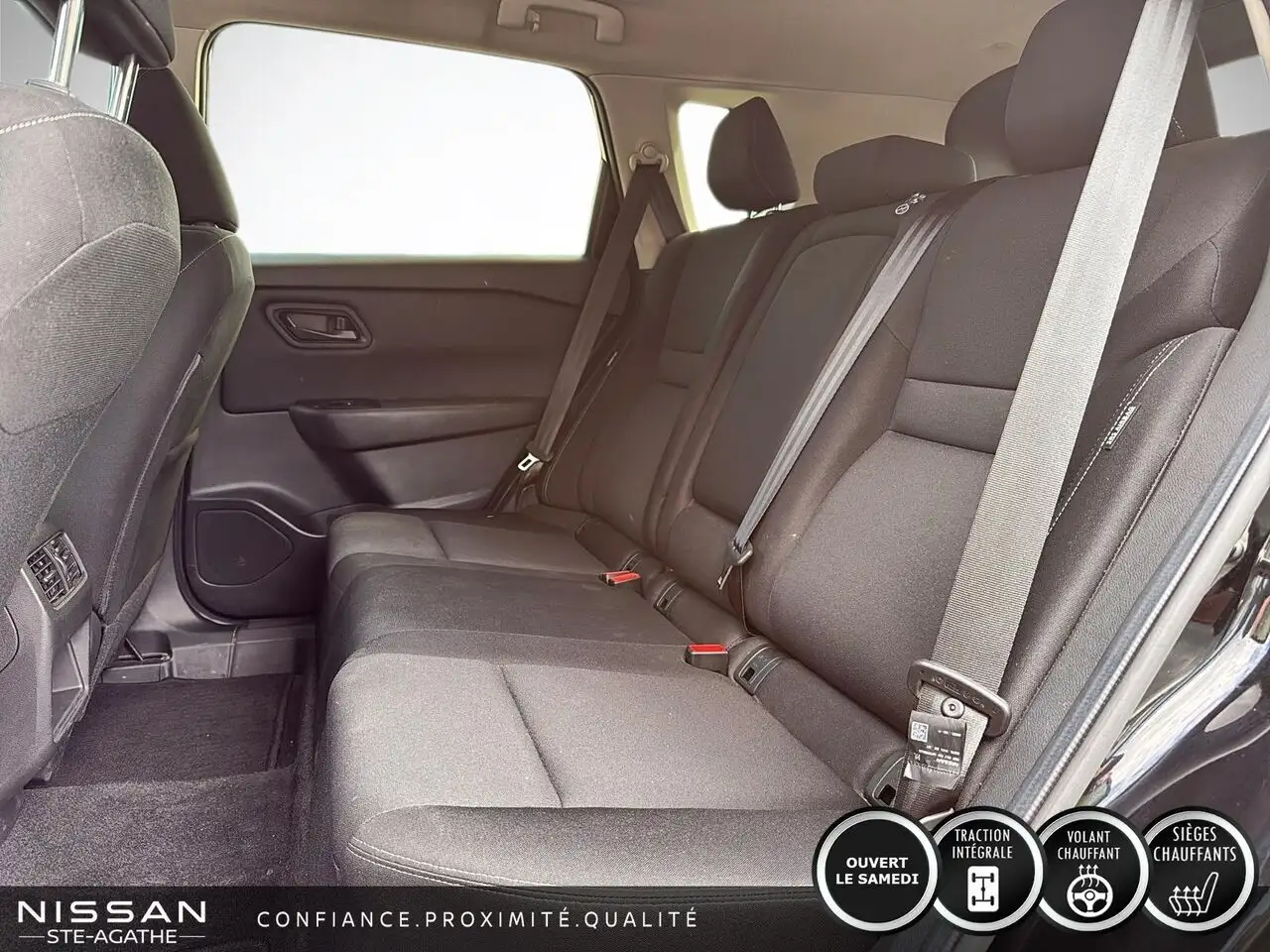 Nissan Rogue fotografie Nissan Rogue
