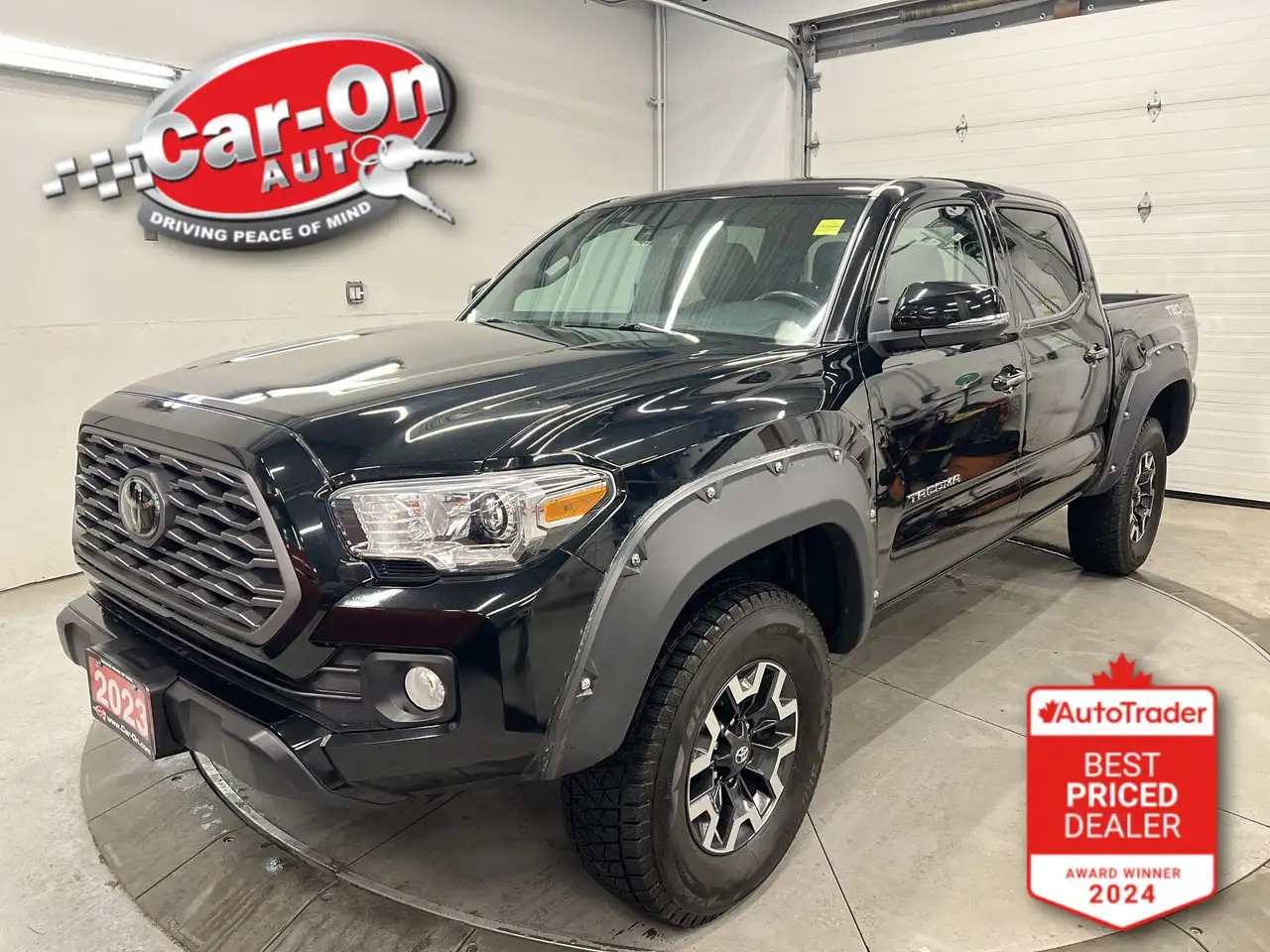 Toyota Tacoma снимка Toyota Tacoma