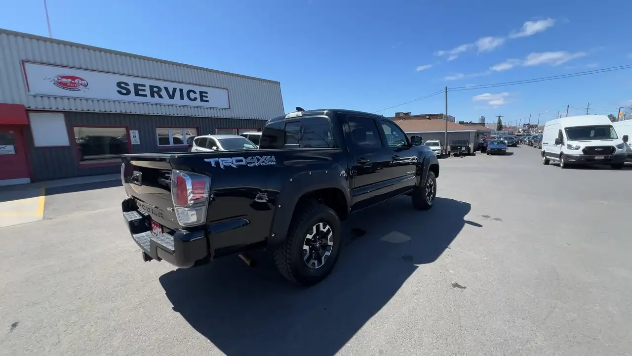 Toyota Tacoma снимка Toyota Tacoma