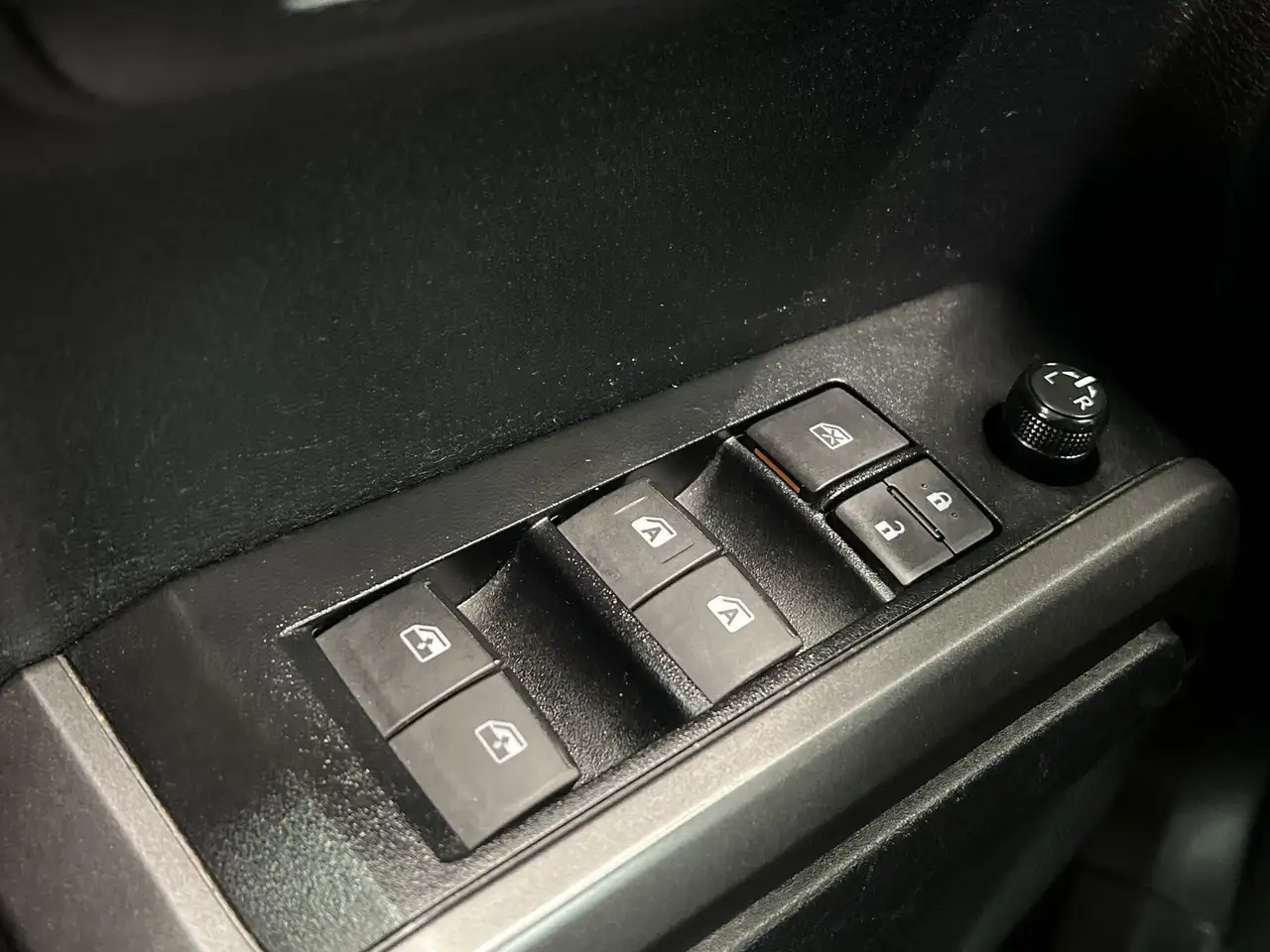 Toyota Tacoma снимка Toyota Tacoma
