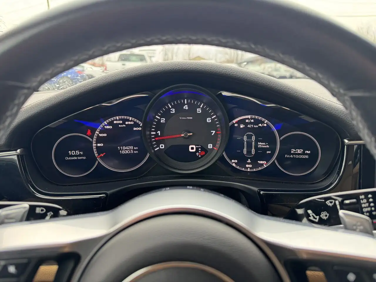 Porsche Panamera снимка Porsche Panamera