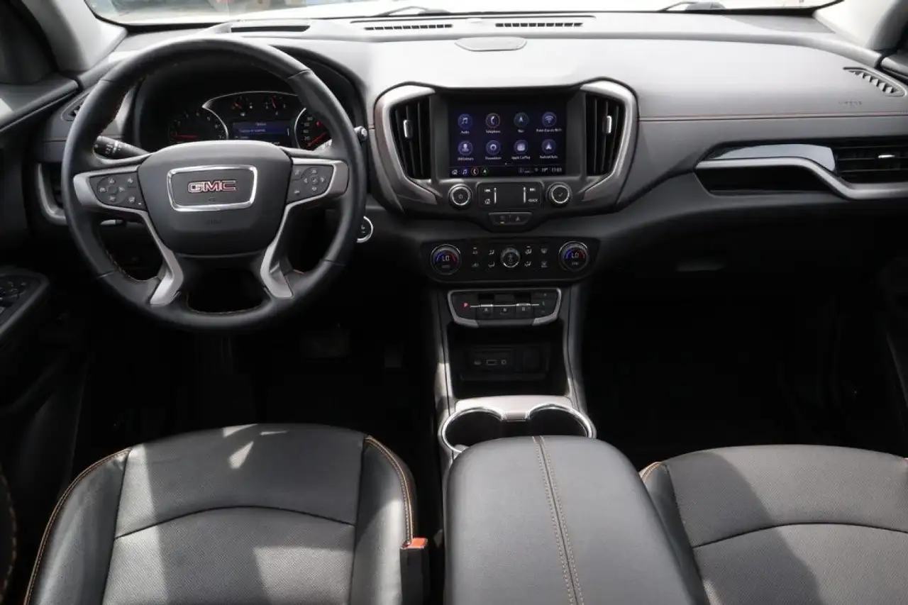 GMC Terrain photo GMC Terrain