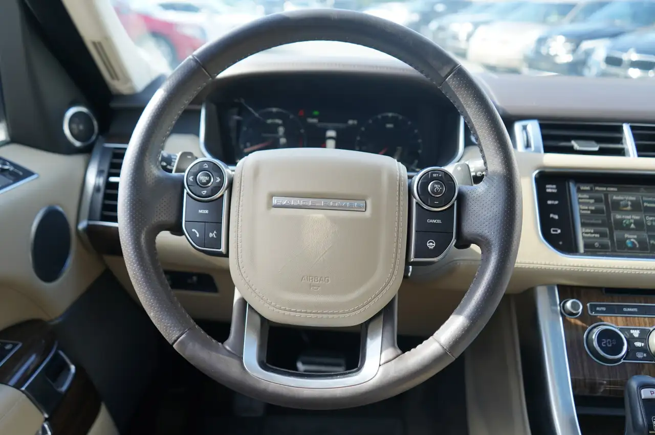 Land Rover Range Rover Sport снимка Land Rover Range Rover Sport
