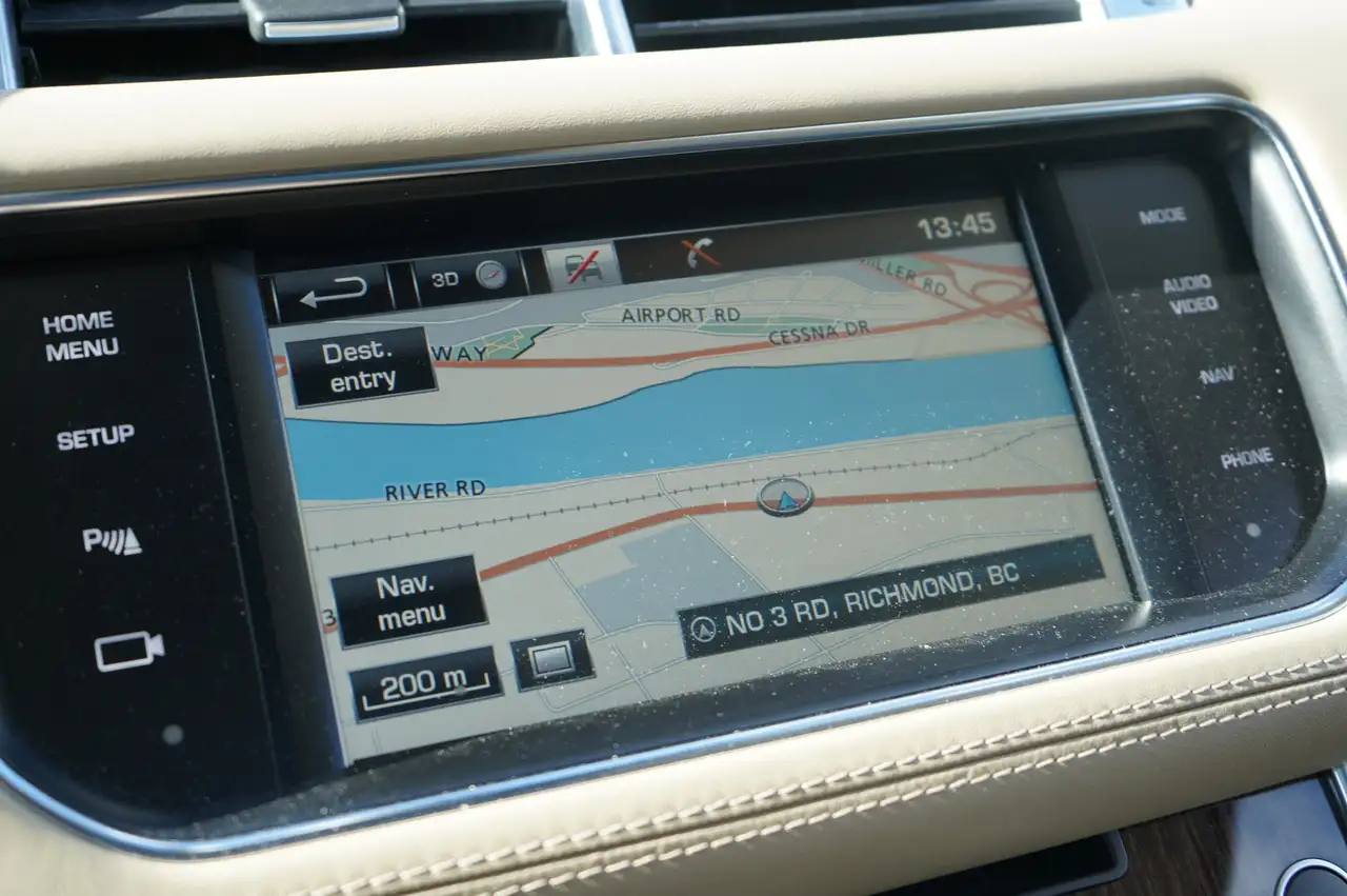 Land Rover Range Rover Sport снимка Land Rover Range Rover Sport