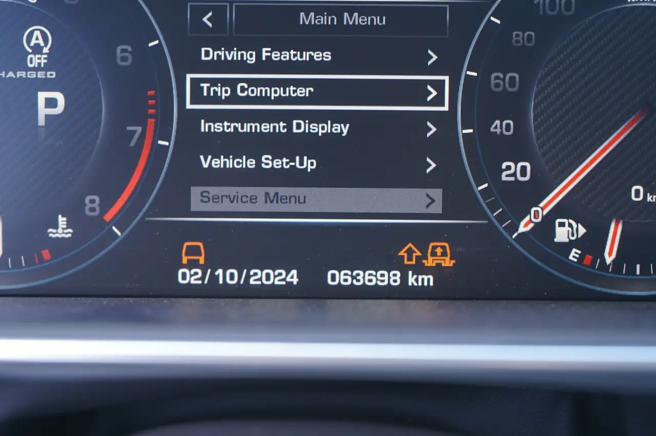 Land Rover Range Rover Sport снимка Land Rover Range Rover Sport