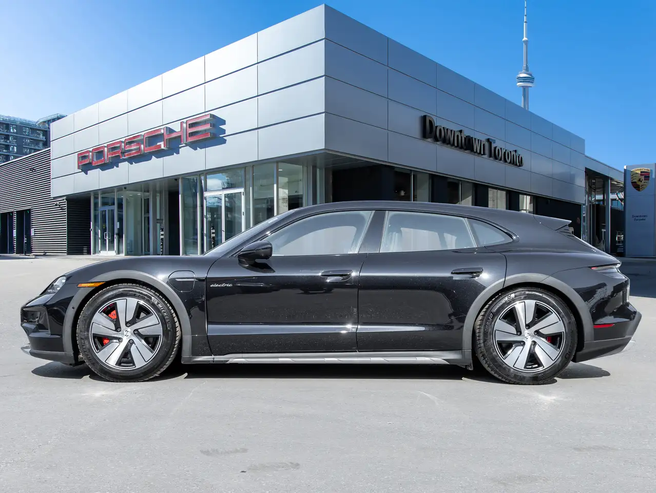Porsche Taycan снимка Porsche Taycan