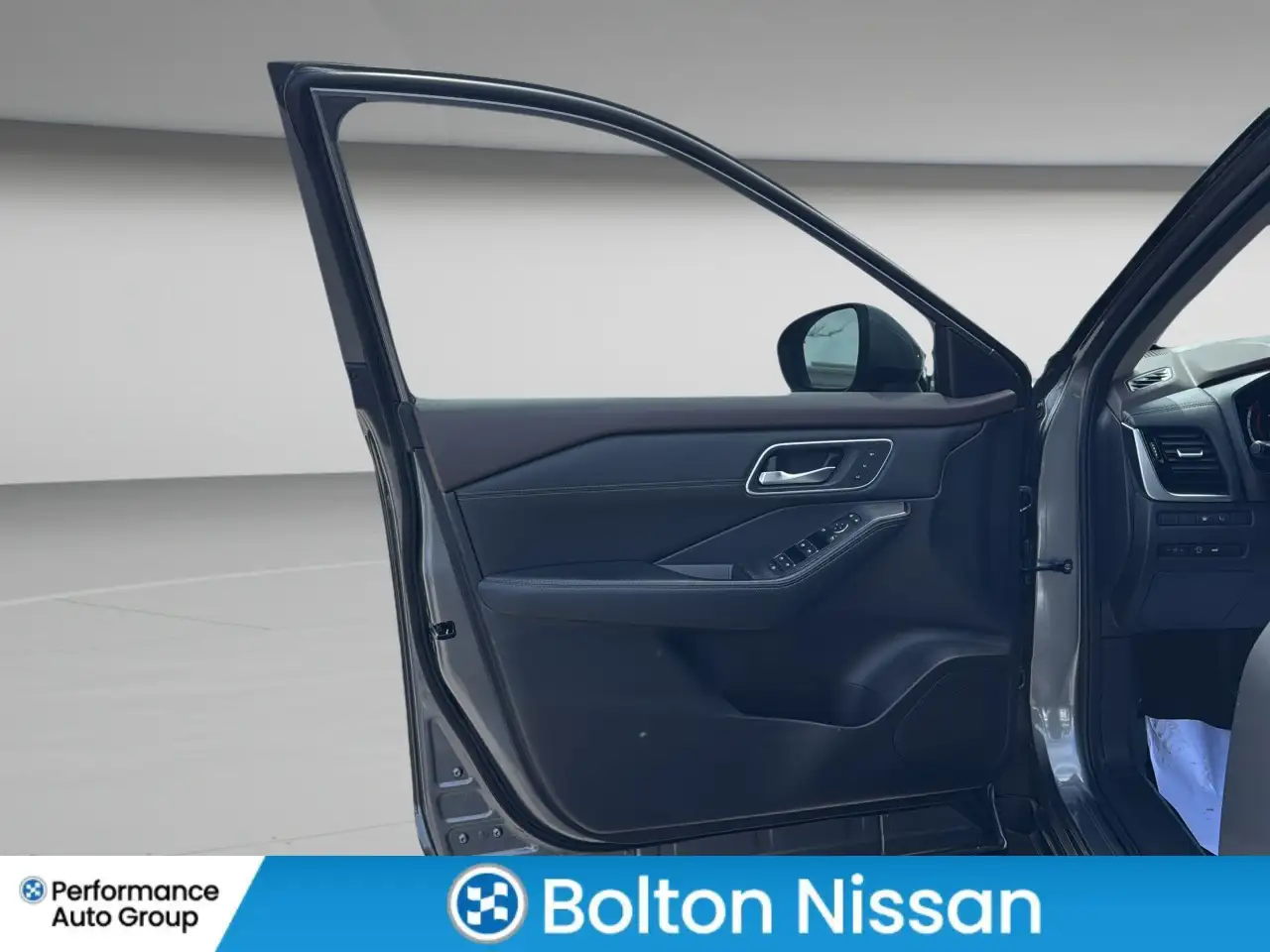 Nissan Rogue fotografie Nissan Rogue
