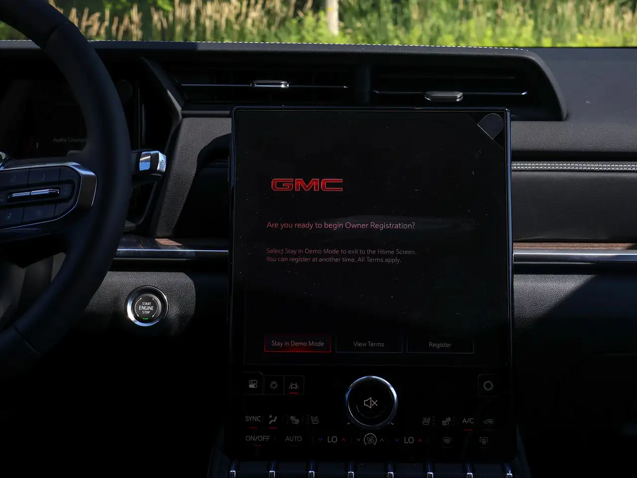 GMC Terrain photo GMC Terrain