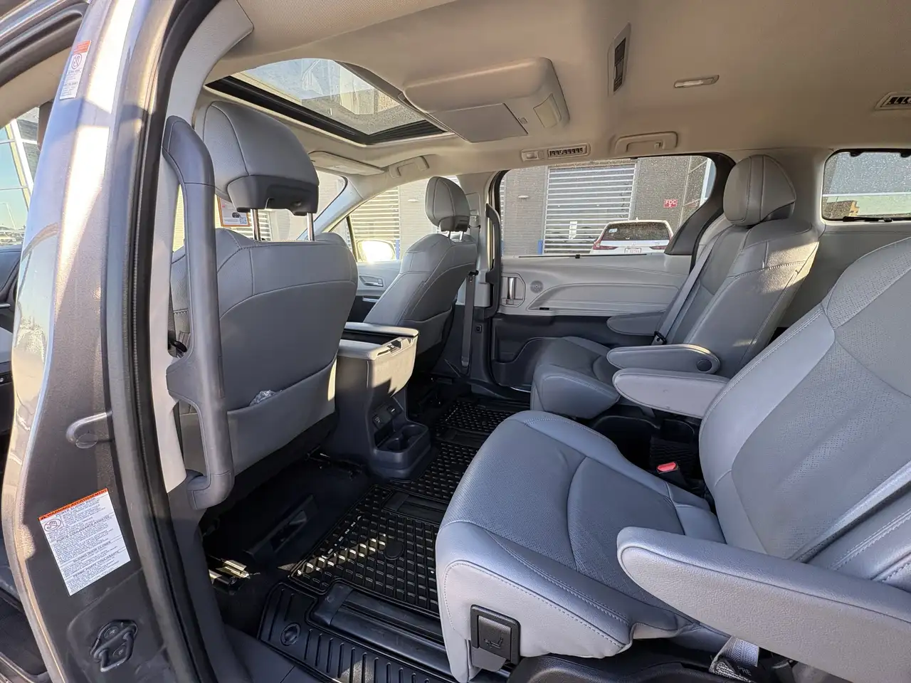 Toyota Sienna fotografie Toyota Sienna
