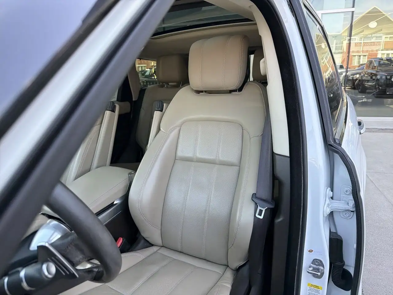 Land Rover Range Rover Sport снимка Land Rover Range Rover Sport
