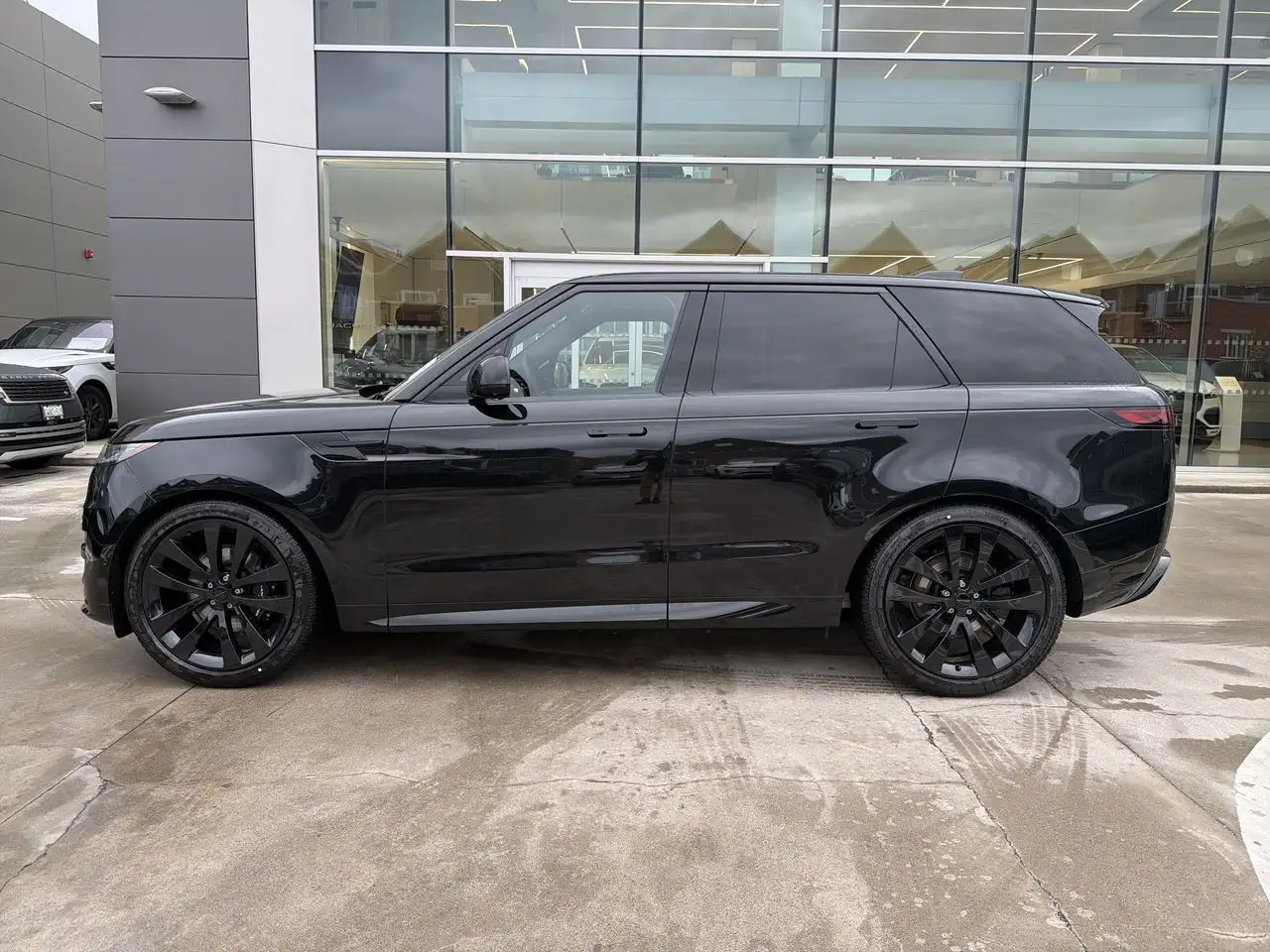 Land Rover Range Rover Sport снимка Land Rover Range Rover Sport