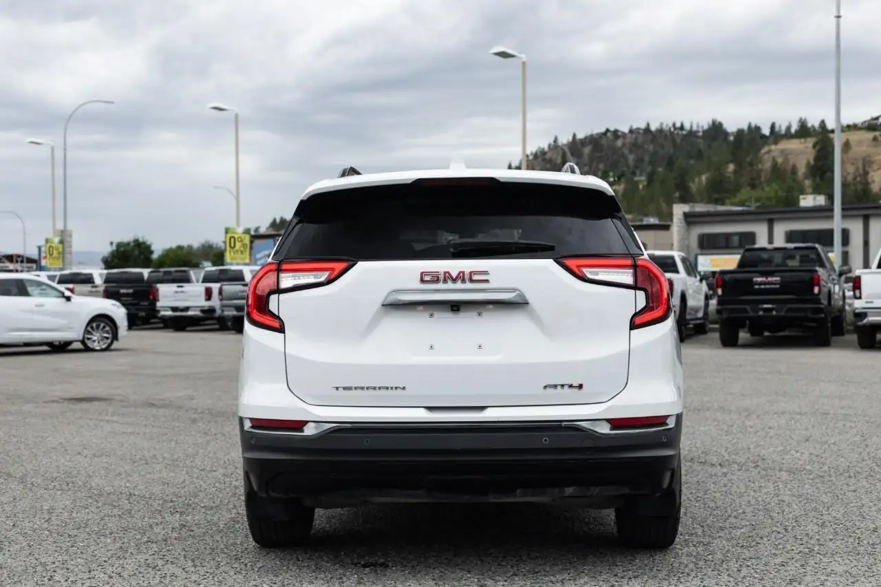 GMC Terrain photo GMC Terrain