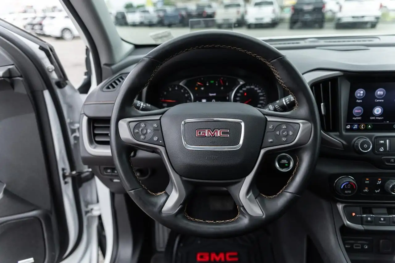 GMC Terrain photo GMC Terrain