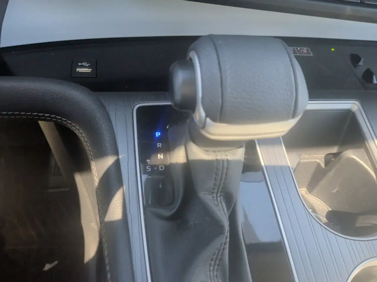 Toyota Sienna снимка Toyota Sienna