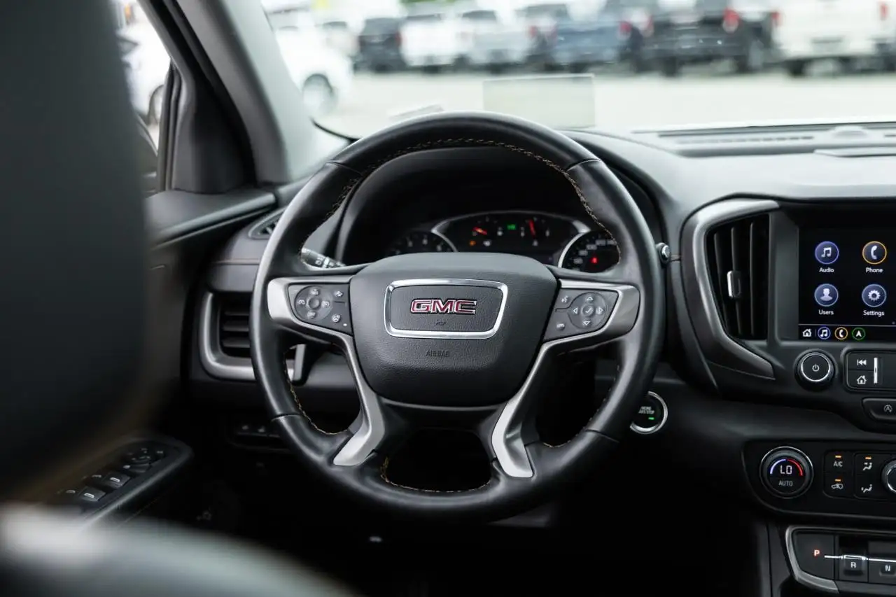 GMC Terrain photo GMC Terrain