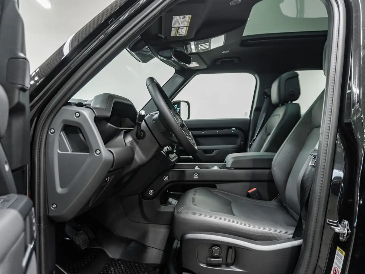 Land Rover Defender photo Land Rover Defender