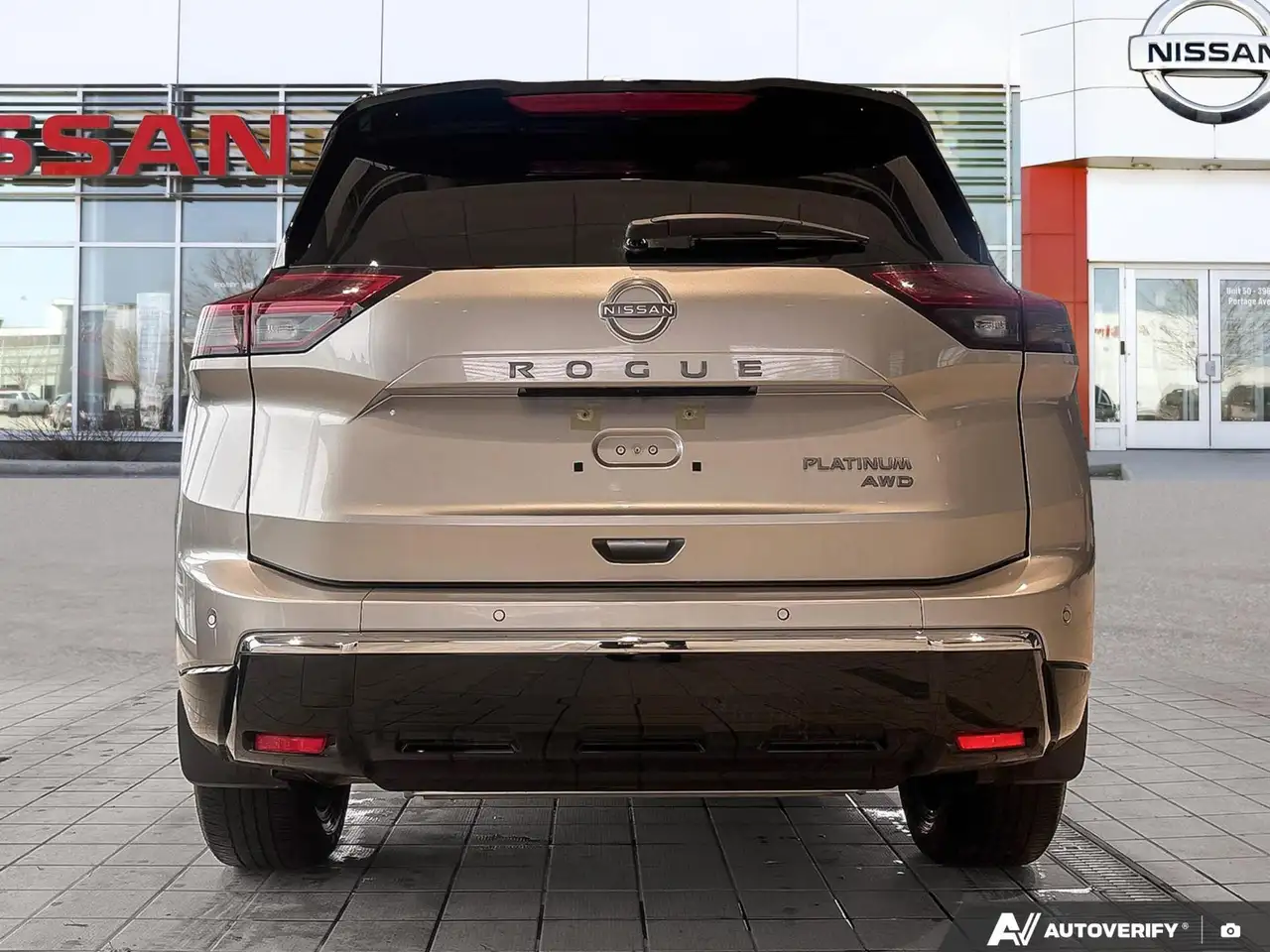 Nissan Rogue снимка Nissan Rogue