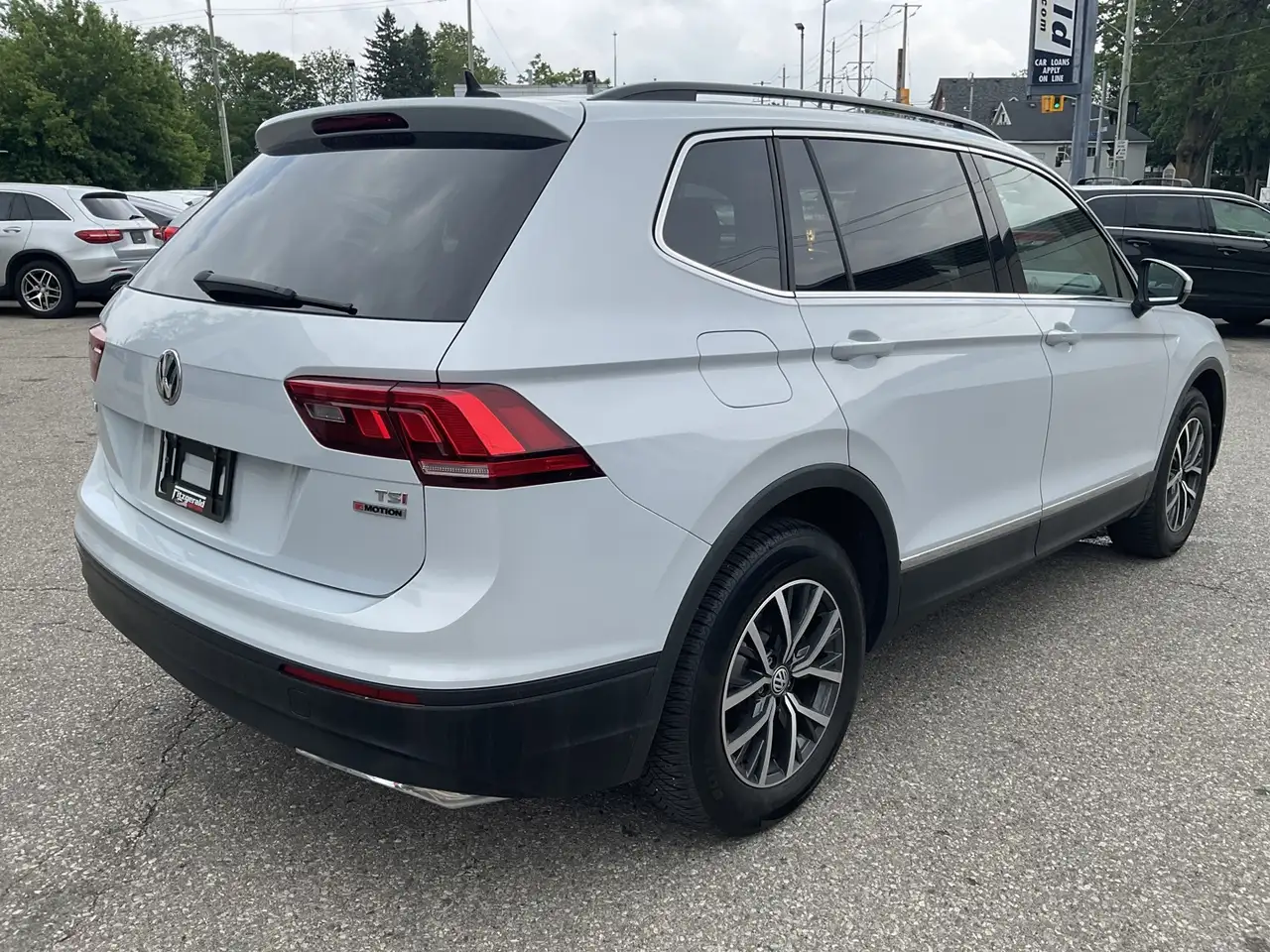 Volkswagen Tiguan photo Volkswagen Tiguan