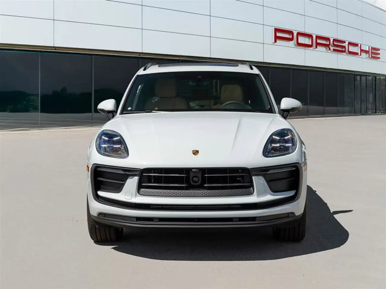 Porsche Macan снимка Porsche Macan