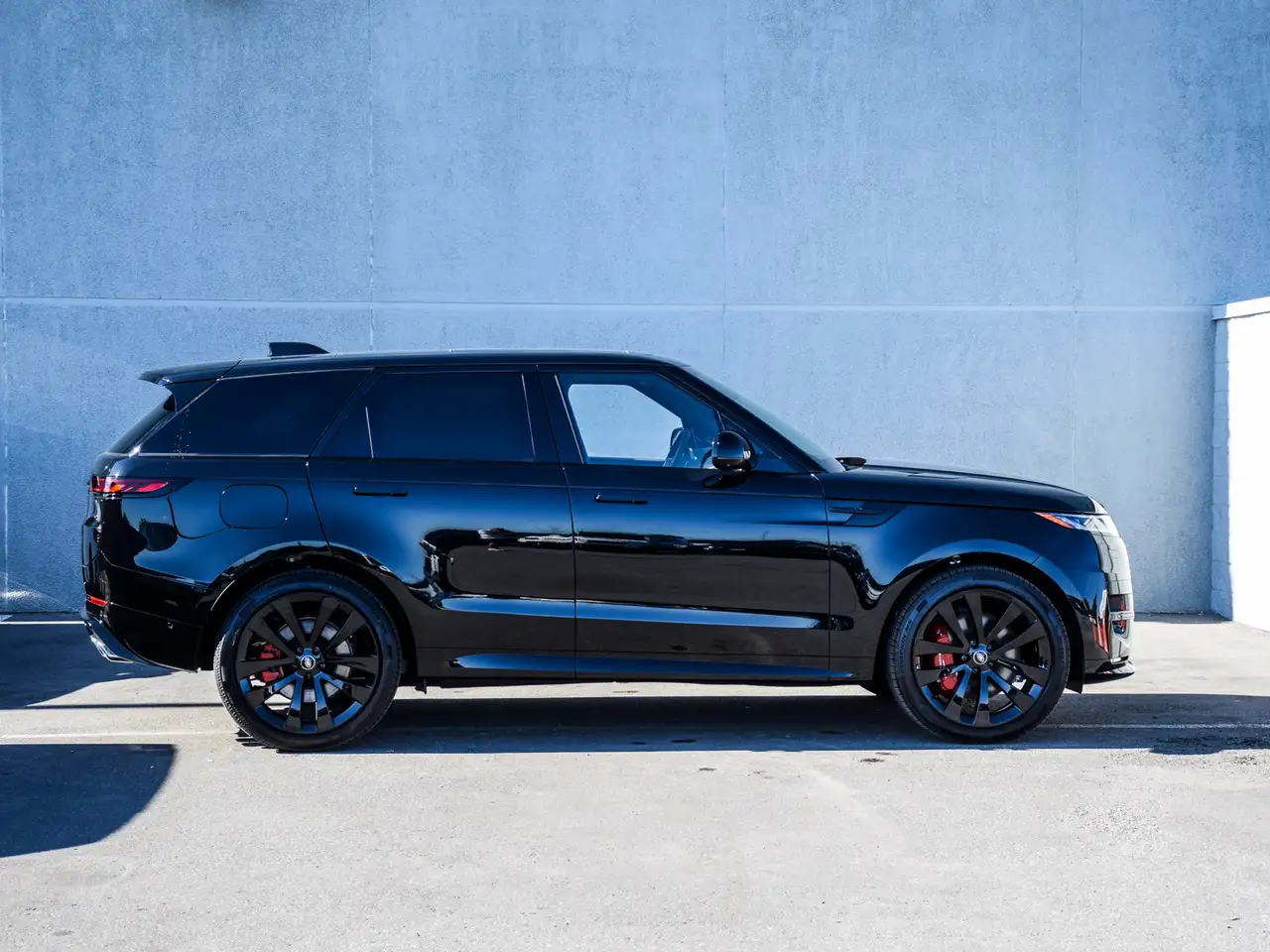 Land Rover Range Rover Sport снимка Land Rover Range Rover Sport