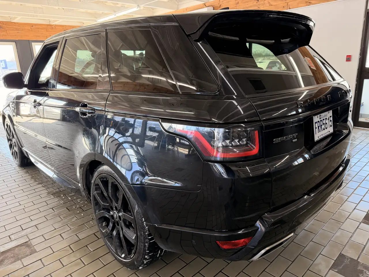 Land Rover Range Rover Sport снимка Land Rover Range Rover Sport