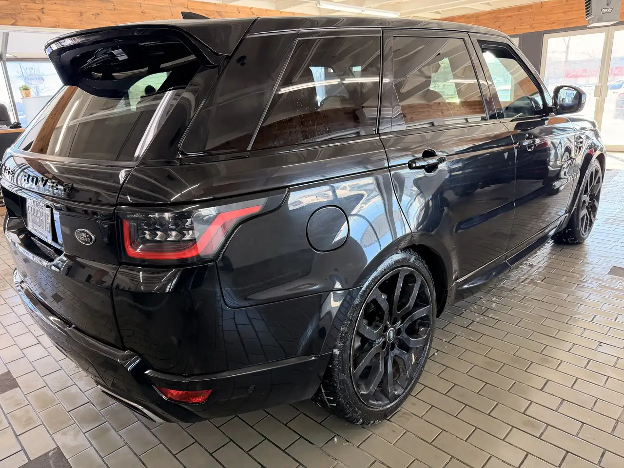 Land Rover Range Rover Sport снимка Land Rover Range Rover Sport