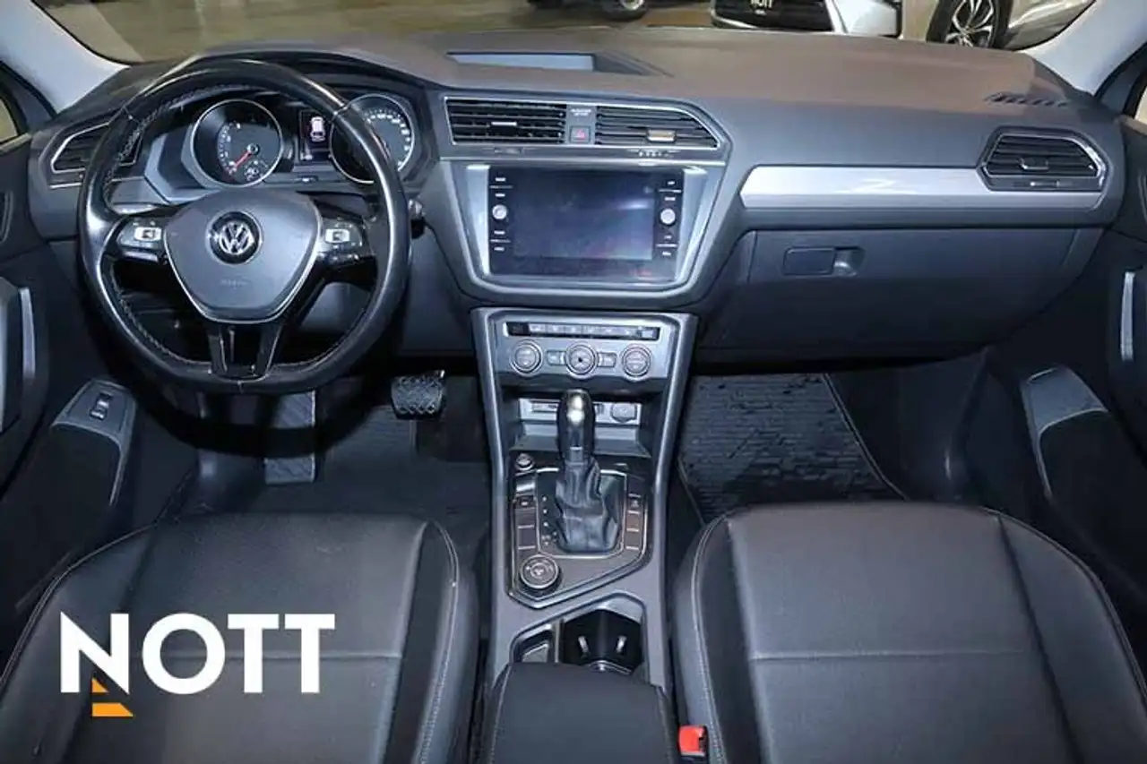 Volkswagen Tiguan photo Volkswagen Tiguan