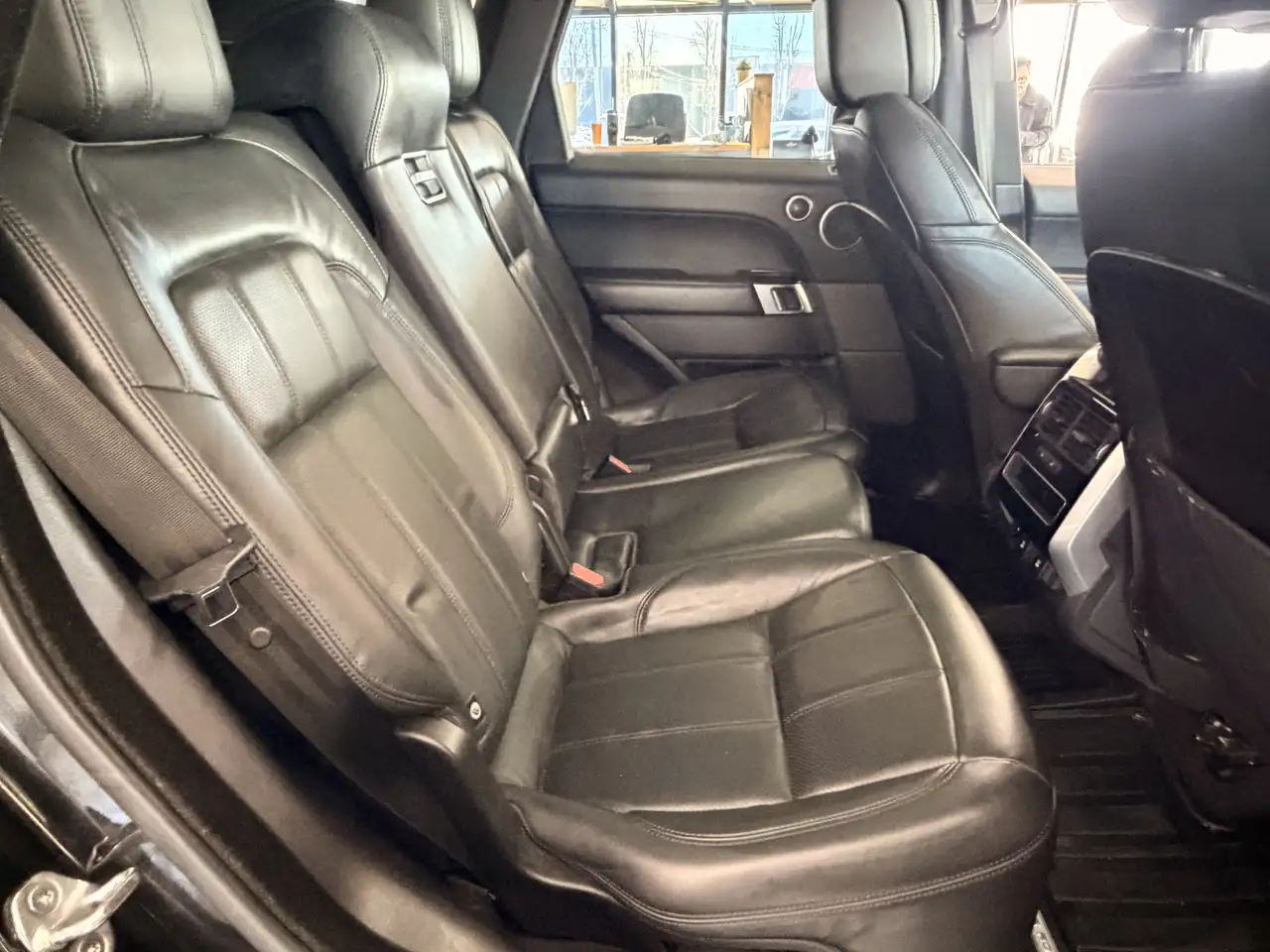 Land Rover Range Rover Sport снимка Land Rover Range Rover Sport