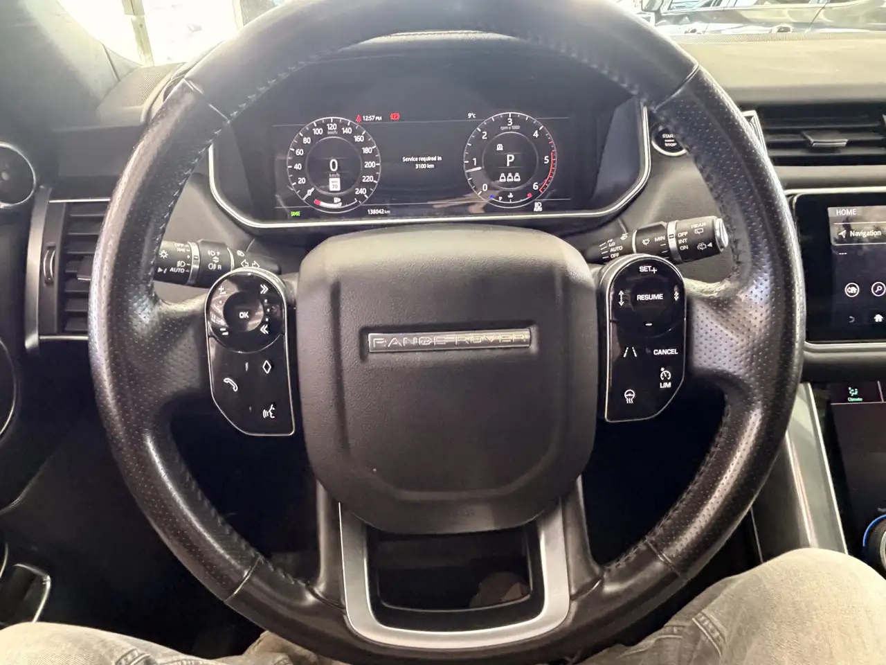 Land Rover Range Rover Sport снимка Land Rover Range Rover Sport