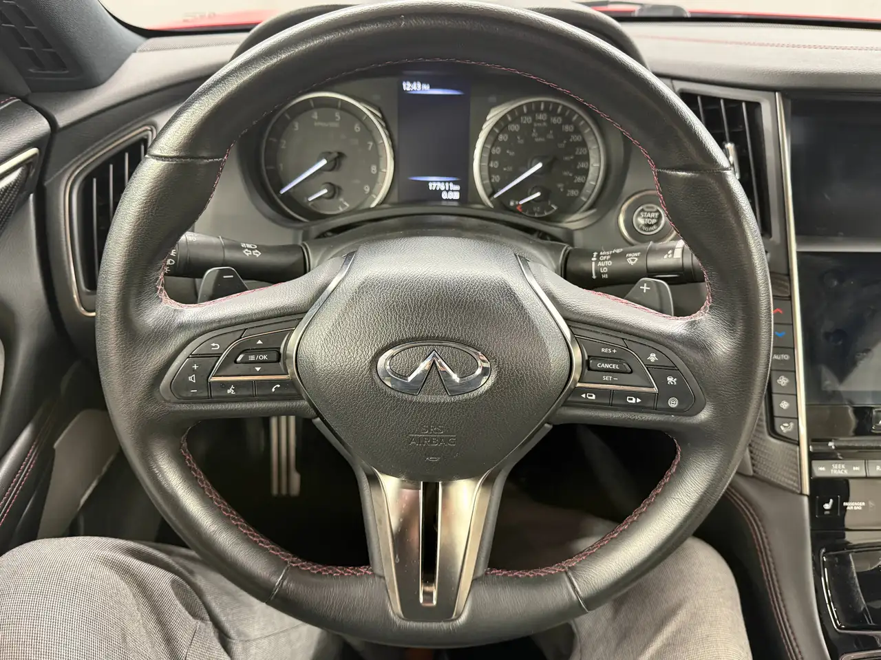 Infiniti Q60 fotografie Infiniti Q60