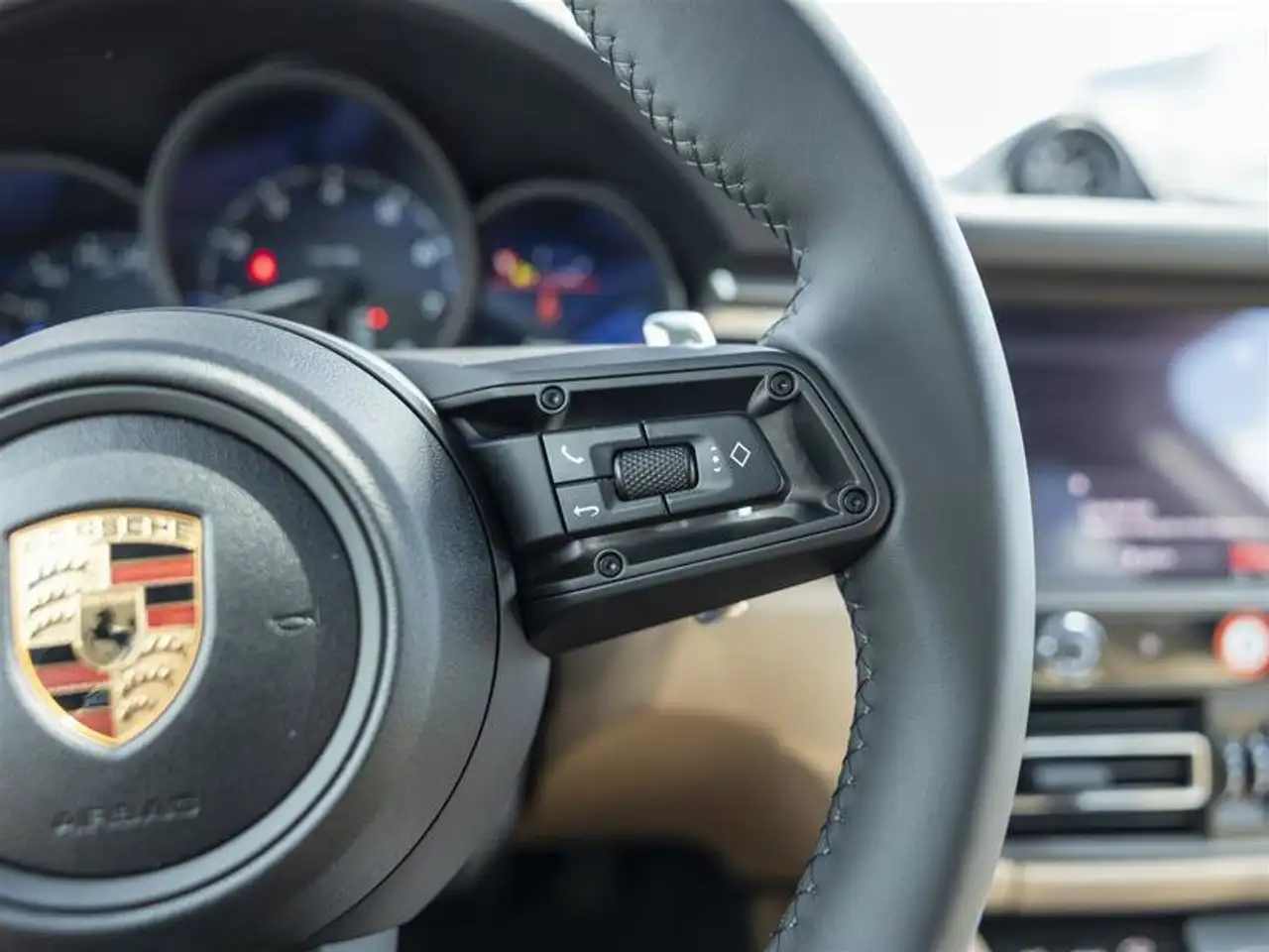 Porsche Macan снимка Porsche Macan