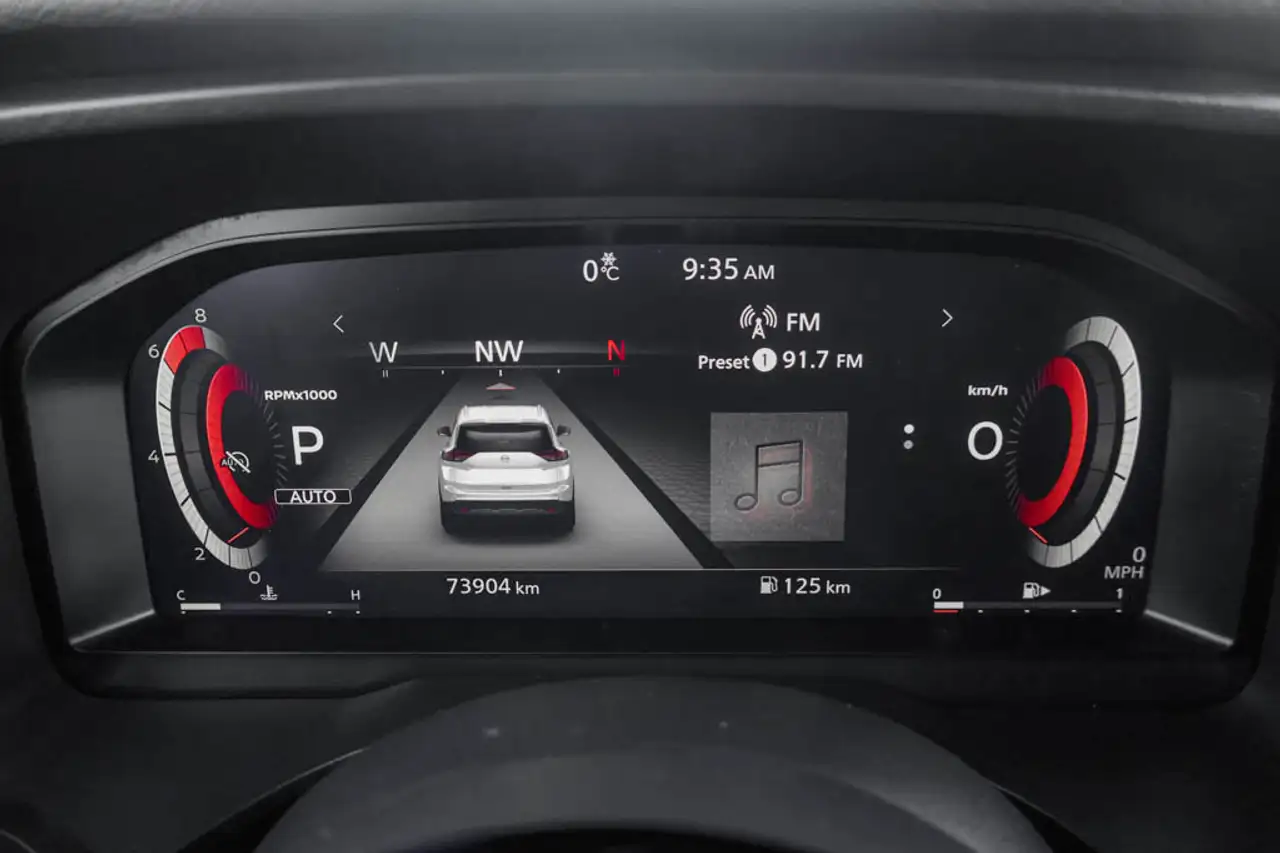 Nissan Rogue снимка Nissan Rogue