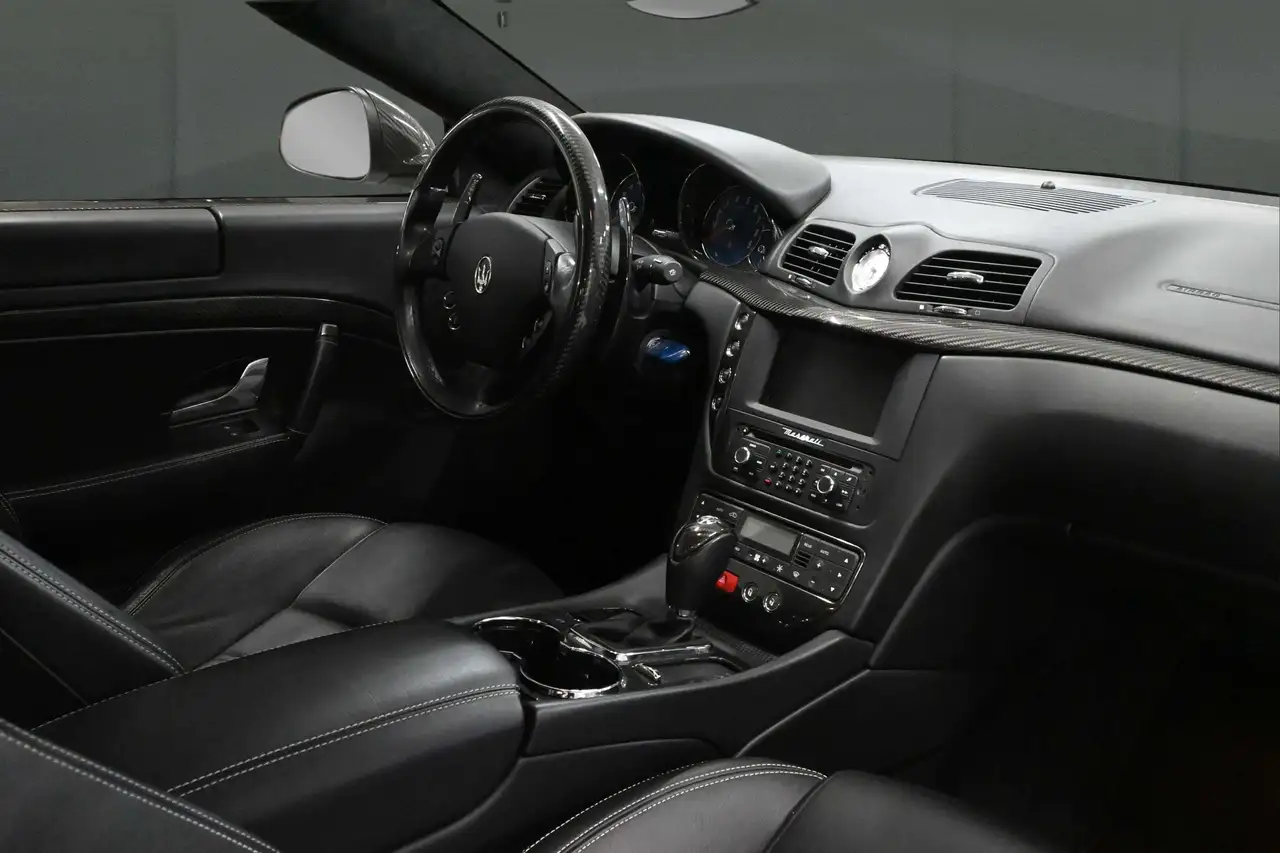 Maserati GranTurismo снимка Maserati GranTurismo