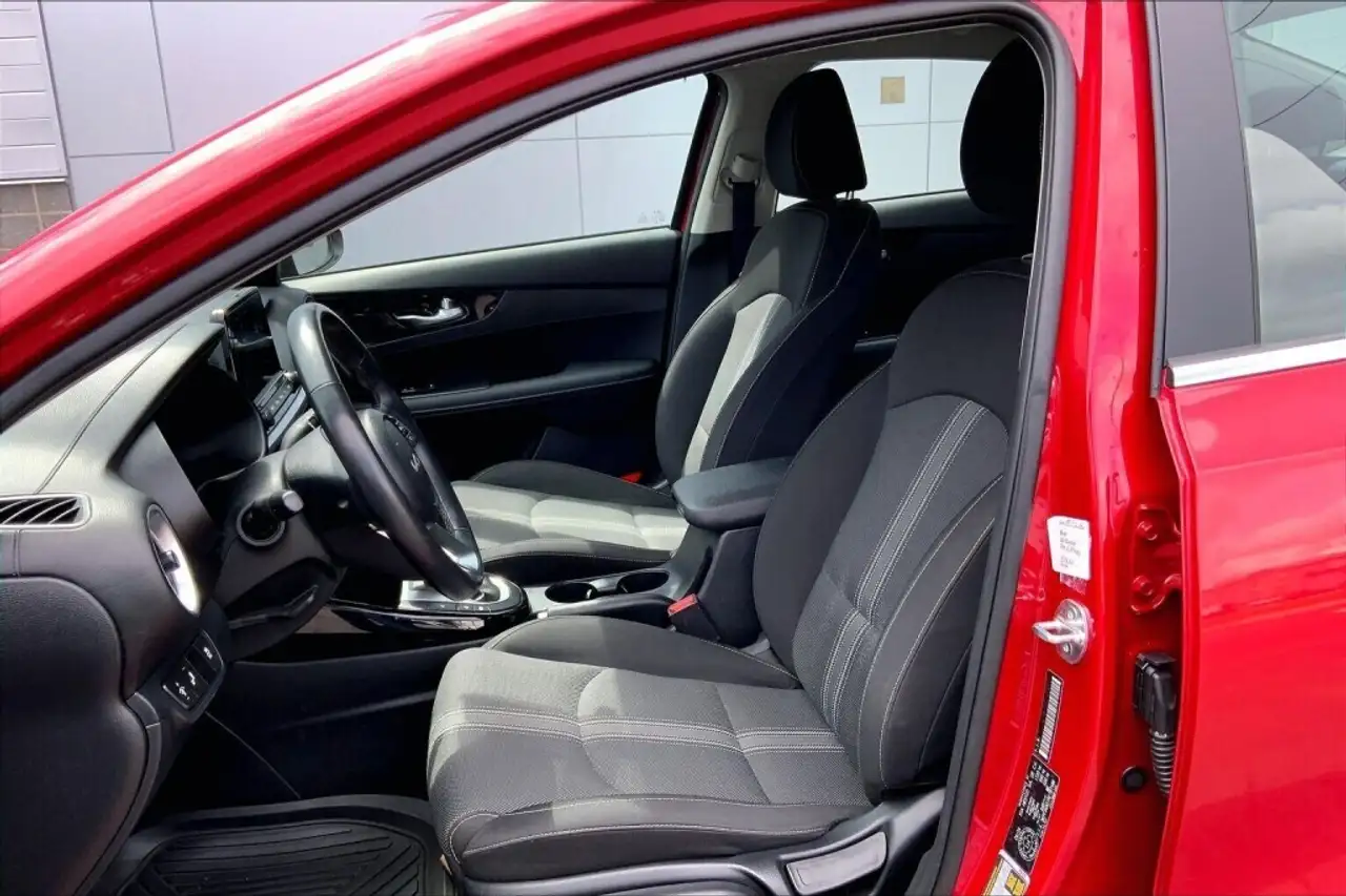 Kia Forte photo Kia Forte