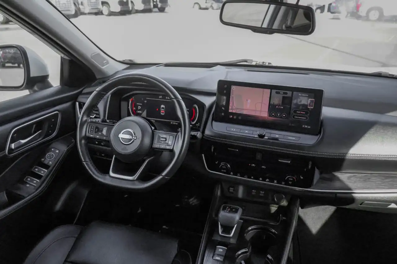 Nissan Rogue снимка Nissan Rogue