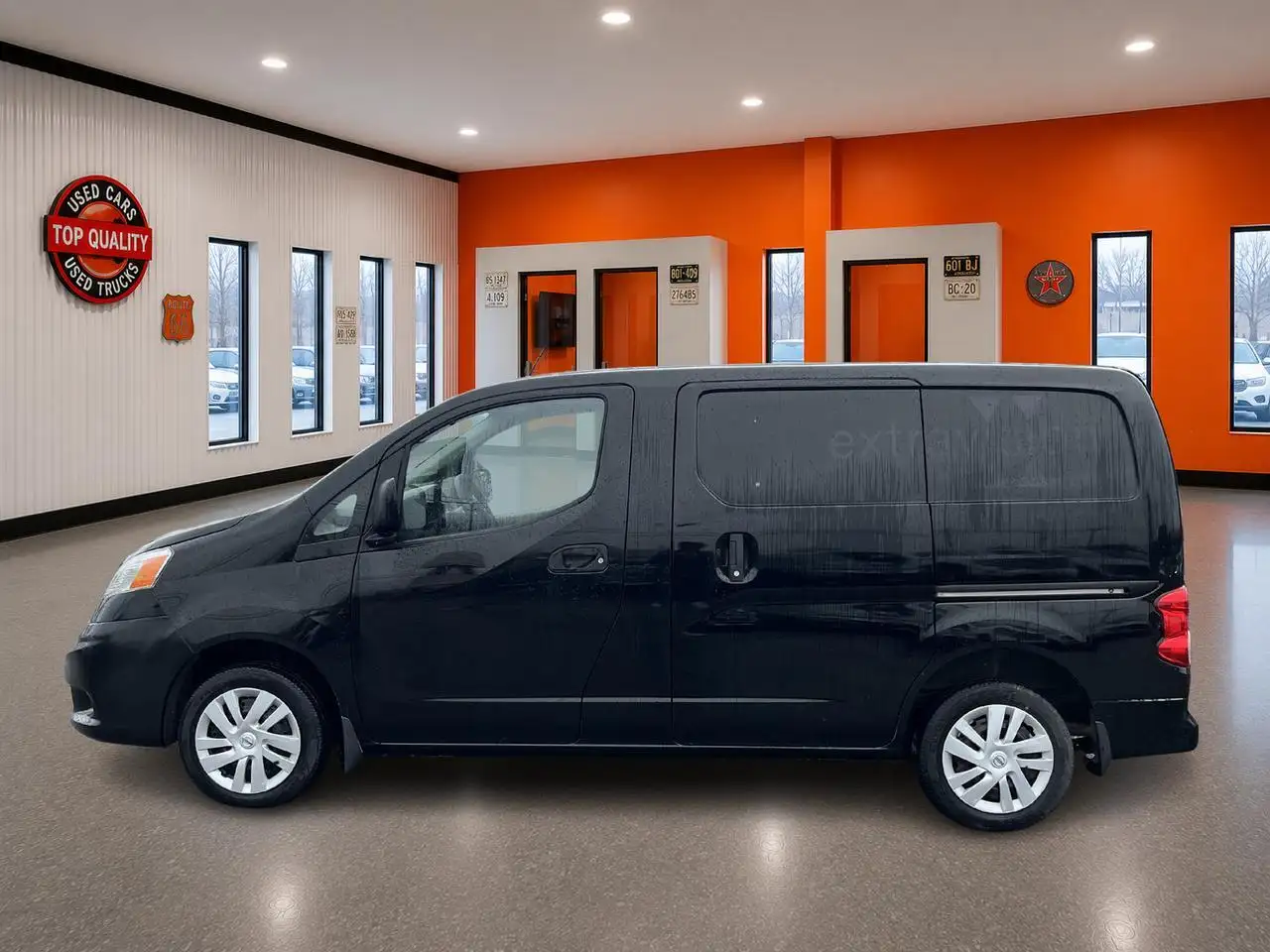 Nissan NV200 снимка Nissan NV200