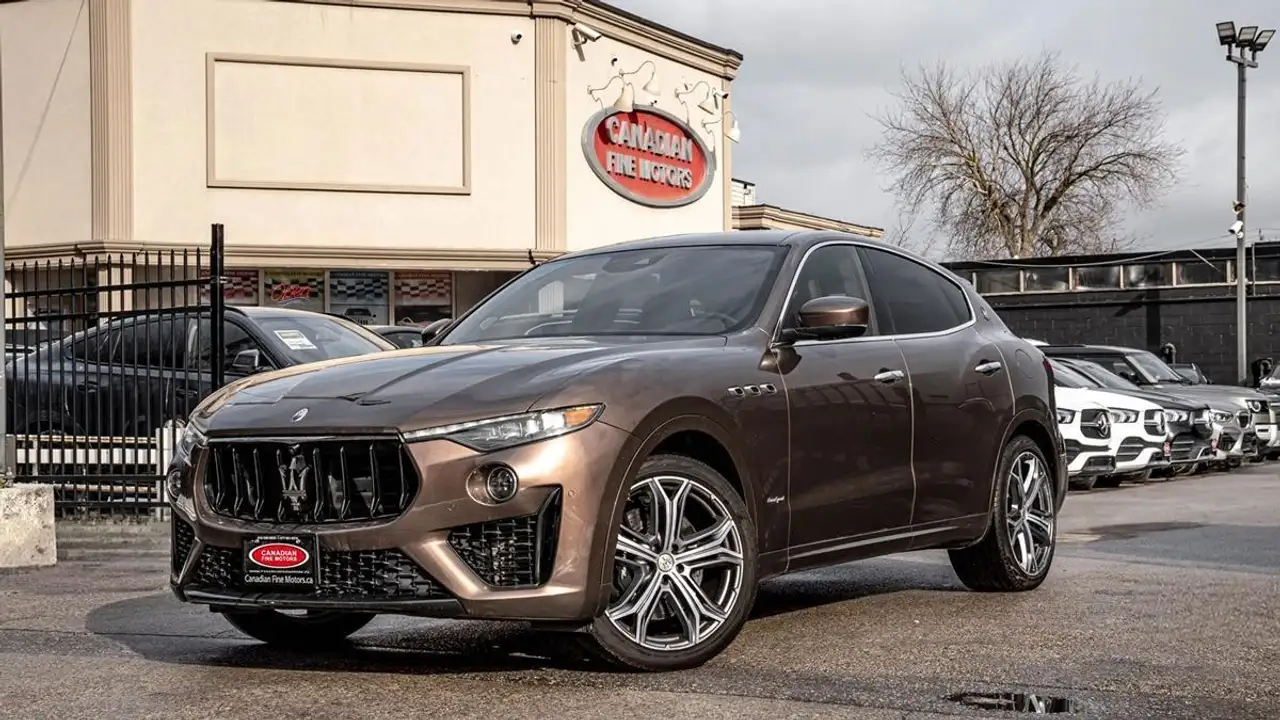 Maserati Levante photo Maserati Levante