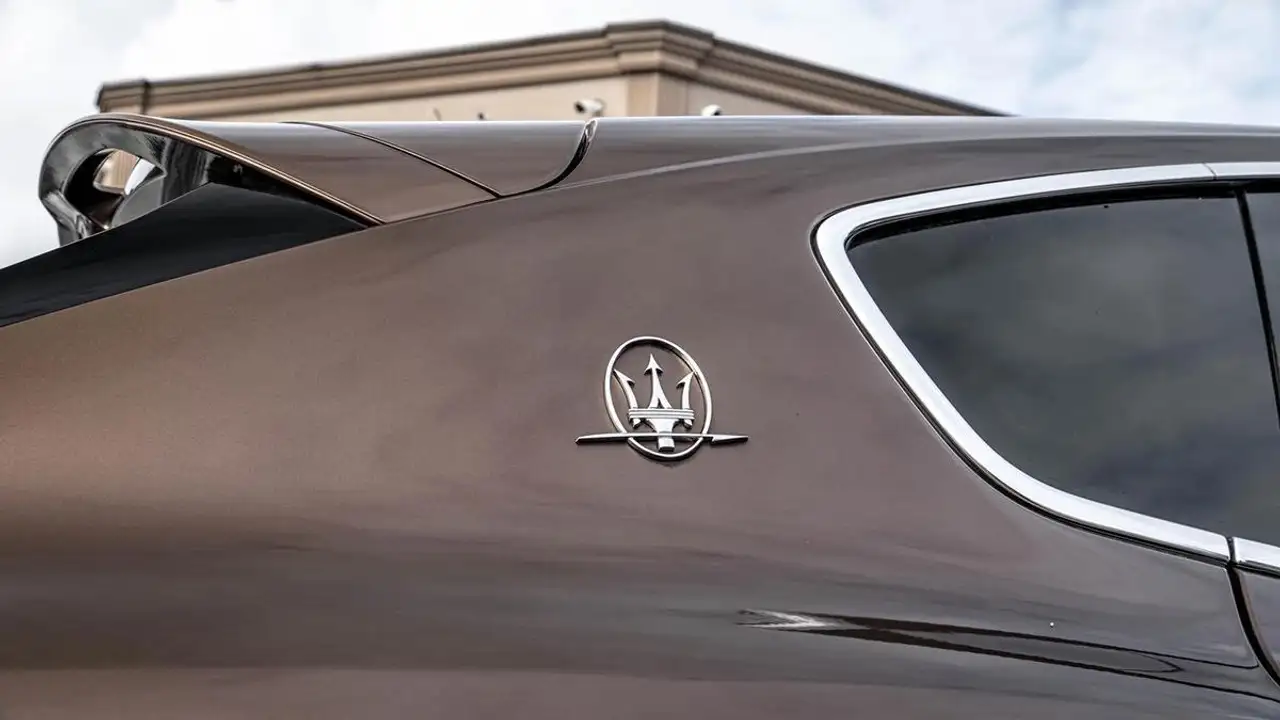 Maserati Levante photo Maserati Levante