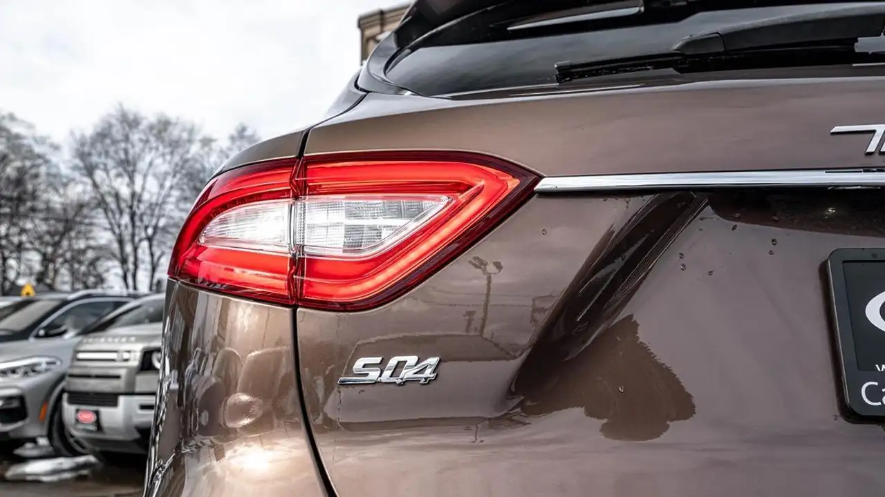 Maserati Levante photo Maserati Levante