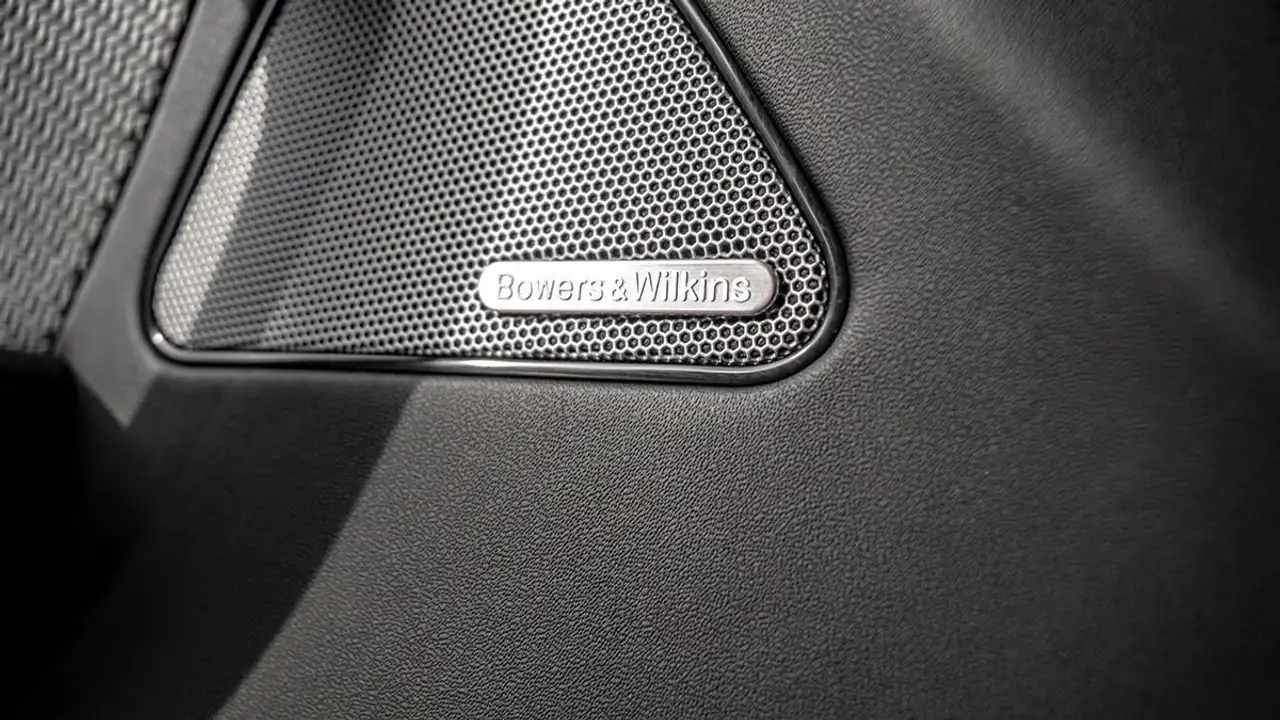 Maserati Levante photo Maserati Levante