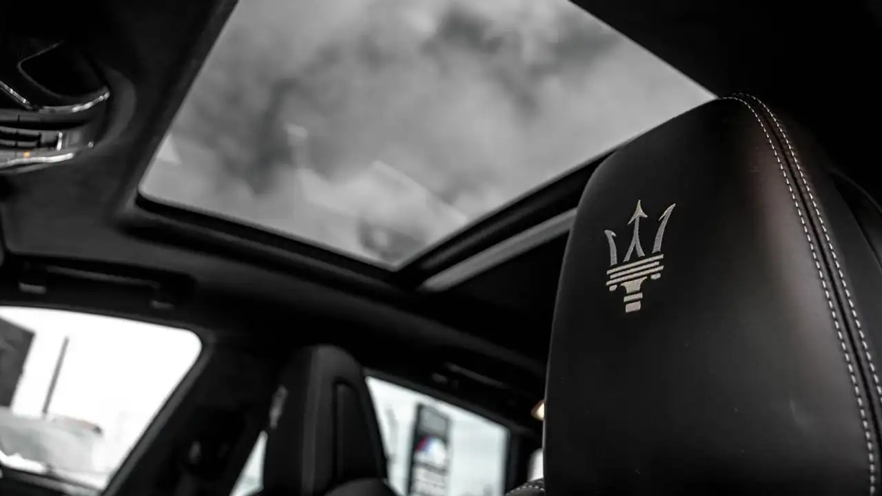 Maserati Levante photo Maserati Levante